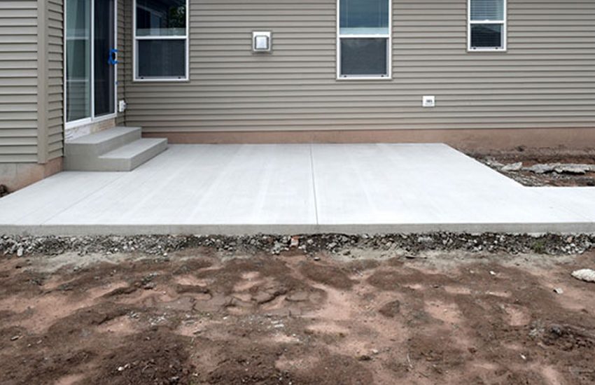 Poured concrete patio installed by LU Concrete in Hastings, MN